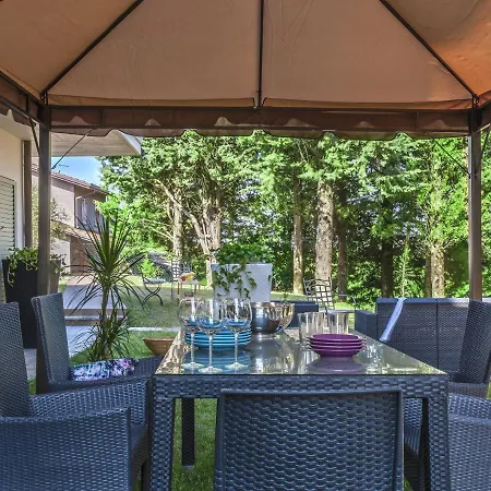 Grand In * טבוליה