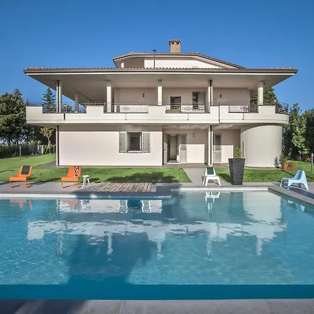 Grand In Villa Tavullia